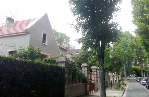 L'Ile-Saint-Denis House | Maison Individuelle Rénovée à Lile-saint-denis, au Cœur des JO !