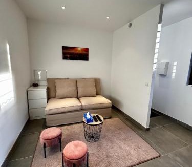 Bobigny House | Maisonnette 2 pers tout confort près de Paris