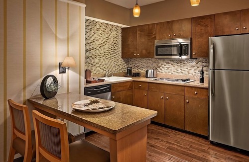 Gainey Village Villas Hotel | Make Your Trip More Enjoyable! w/Pool, Near OdySea Aquarium, Pet-Friendly!