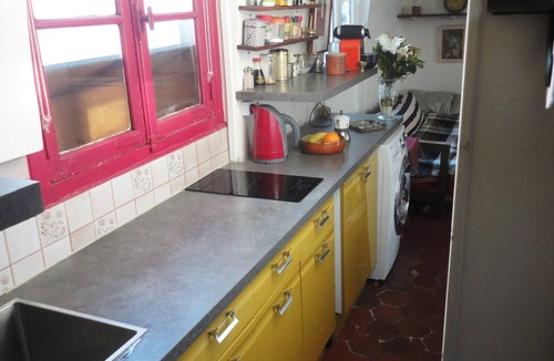 Enfants-Rouges Apartment | Marais Large One Bedroom Apart 40 sq m Quiet & Sunny