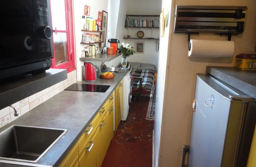 Enfants-Rouges Apartment | Marais Large One Bedroom Apart 40 sq m Quiet & Sunny