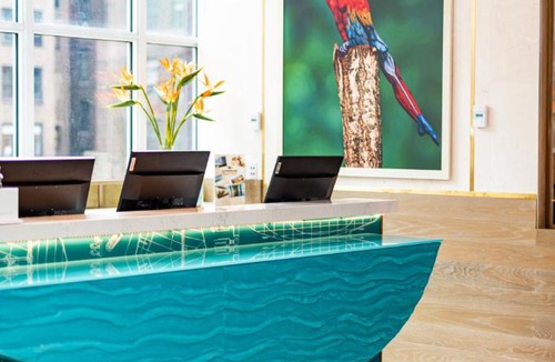 Midtown Hotel | Margaritaville Resort Times Square