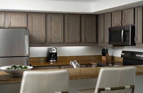 Palm Beach Shores Resort | Marriott's Ocean Pointe 2 Bedroom Ocean Side