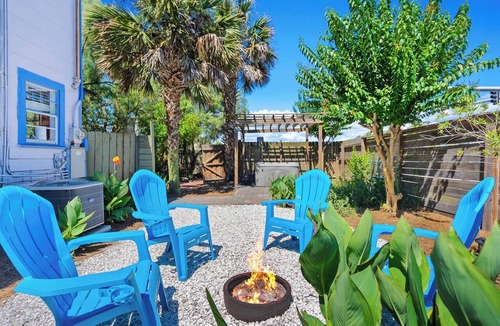 Vilano Beach Apartment | Marvelous Mermaid Beach Bungalow, Dog-Friendly