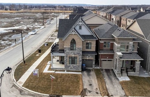 Caledon House | MASSIVE DETACHED LUXURY HOME