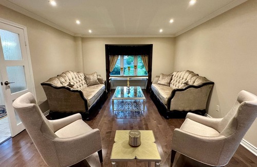 Sheridan House | Massive Luxury Retreat w/Gym, Sauna & Games & More