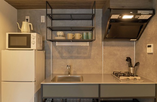Meguro Apartment | MATSUMIZAKA HILL by Tranova
