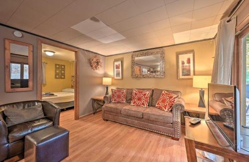 Huntingdon House | 'Matt Dillon' Cabin ~ 1 Mile to Raystown Lake!