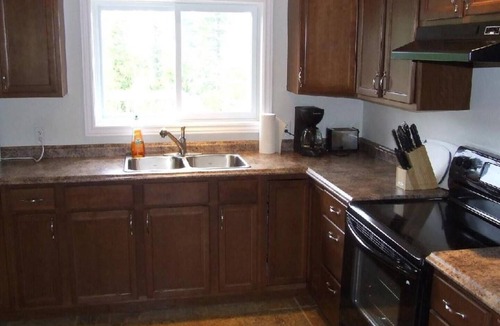 Miller Lake Cabin | McIvor Getaway Cottage - Pet-Friendly Retreat Near Lake Huron – Budget-Friendly!