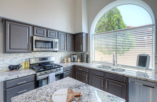 Arabian Views House | McLaren House - Scottsdale Golfers Dream