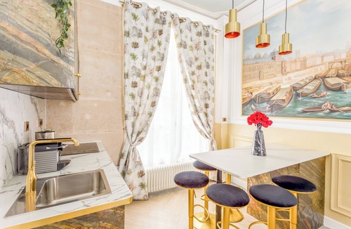 8th Arrondissement Apartment | Merveil -Luxury Suite -Champs Elysees-Haussmann II