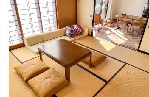 Fujiyoshida House | MeTeL ] You can see the magnificent Fuji from the window. Renovated first-class rental accommodations
