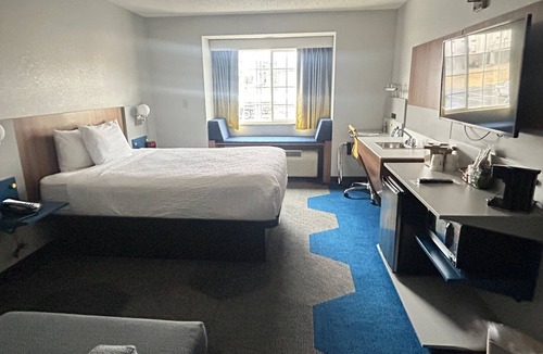 Mansfield Hotel | Microtel Inn & Suites by Wyndham Mansfield
