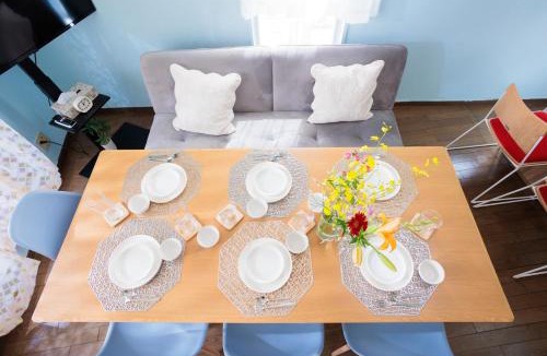 Matsubara Apartment | MIKO'S HOUSE SETAGAYA, Peaceful Tokyo Home Near Shinjuku, Experience Authentic Local Living, Lucky Cat Temple, Super Market 東京の家 新宿10分 隠れ家カフェ 豪徳寺
