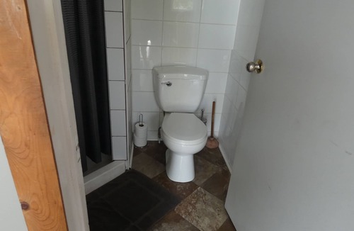 Wiarton Hotel | Mile Inn Motel