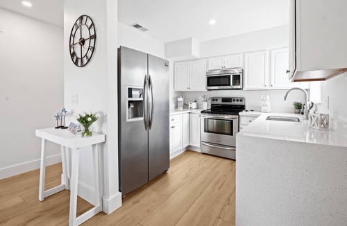 Fort Lauderdale House | Minutes from Fort Lauderdale beaches and Las Olas, Margaritaville is your sunny luxury escape.