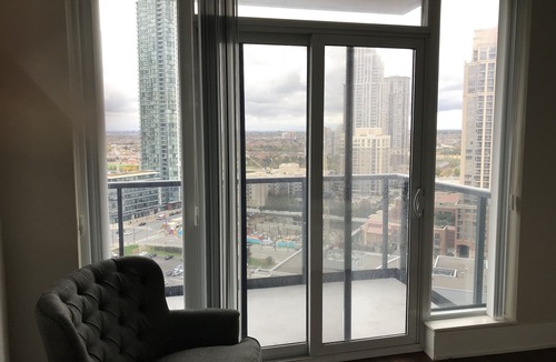 Downtown Mississauga Condo | Mississauga Square One 2+1 Bedroom Corner Condo