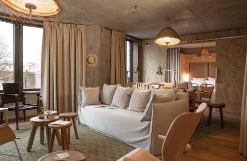 Les Puces de Saint-Ouen Hotel | MOB House