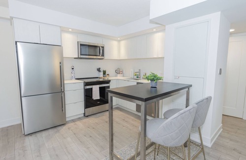 Etobicoke Condo | Modern 2BR + Parking + Gym, Etobicoke West Mall