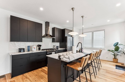 Fairmount House | Modern 3BR Walk to Museums and Points of Interest