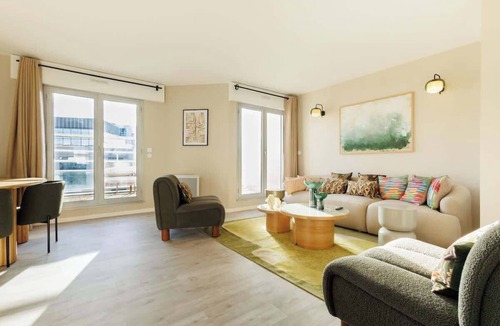 Billancourt–Rives de Seine Apartment | Modern apartment with terrace - near Paris
