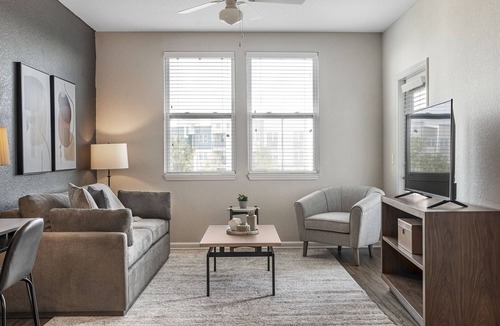 Meadow Woods Apartment | Modern Apartment in Prime Location (ID9830X56)