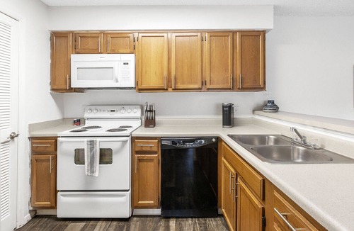 Plant City Apartment | Modern Apartment in Prime Location (ID9478X34)