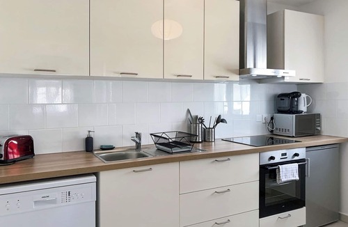 Serris Apartment | ★ Modern Apartment Near Disneyland Paris ★