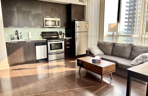 North York Condo | Modern Corner Condo in Prime Toronto Location. Steps from Subway, Shops & Dining