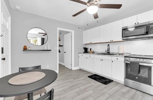 Maitland House | Modern Cuartito near Winter Park