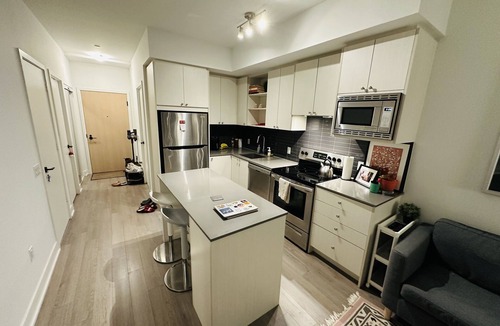 Downsview Condo | Modern Downsview Escape