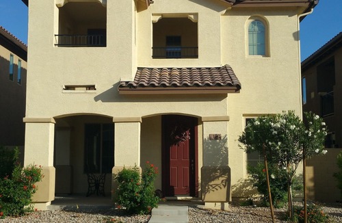 Travata House | Modern house in quiet Arrowhead area/Glendale/Hike/Golf/Shop! LOCATION!