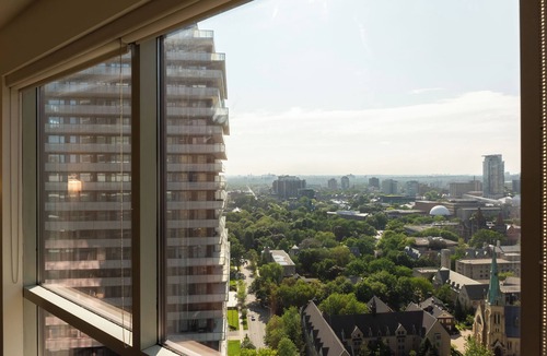 Bay Cloverhill Condo | Modern large 1,170 sq.ft two-bedroom and two-bathroom condo on Bay