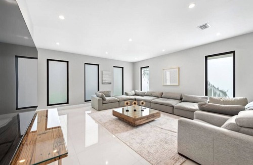 Coral Gables Section Villa | Modern Luxury in Massive Mansion w/Heated Pool!