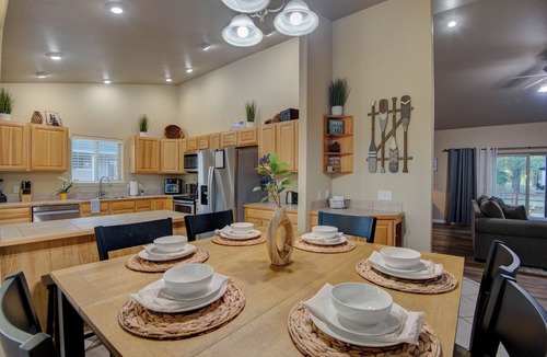 Pagosa Springs House | Modern Mountain Home w/Hot Tub, Fenced Yard & Near Lakes