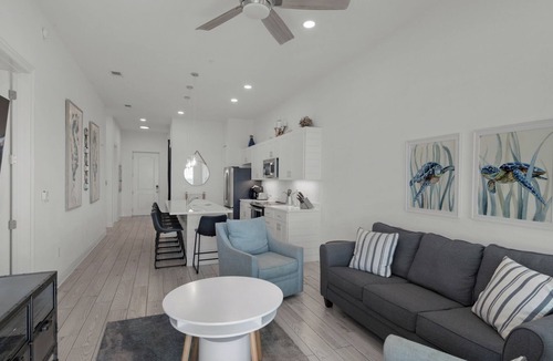 Gulf Place Condo | Modern + New Construction & Gulf Views; 3 Pools & Steps to Beach