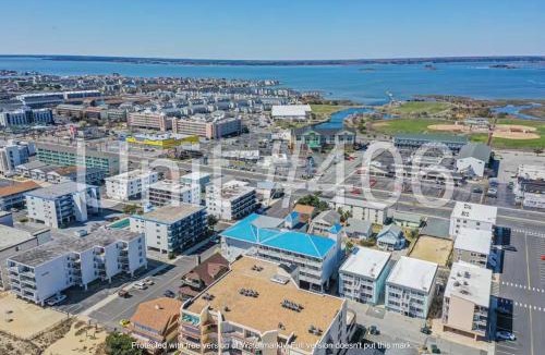 North Ocean City Apartment | Modern Renovated Condo - 90 Steps to Beach - OCMD