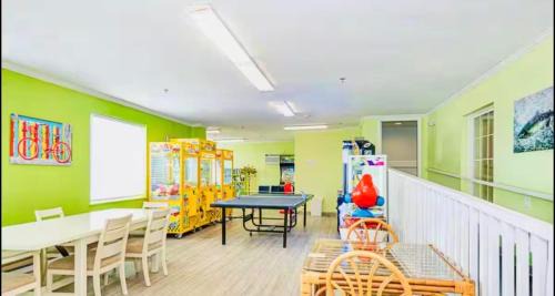 North Ocean City Apartment | Modern Renovated Condo - 90 Steps to Beach - OCMD
