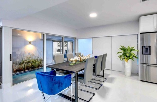 Cutler Bay House | Modern Retreat GameRoom, Court, BBQ & Playground