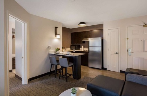 Mount Tabor Hotel | Modern Suite Close to Stickley Museum! Free Breakfast, Pet-friendly, Indoor Pool