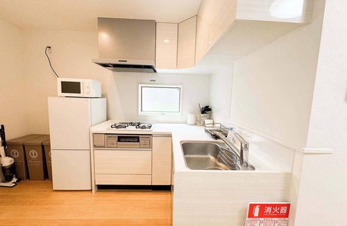 Takadanobaba House | Modern Takadanobaba House near Cherry Blossoms & Stations
