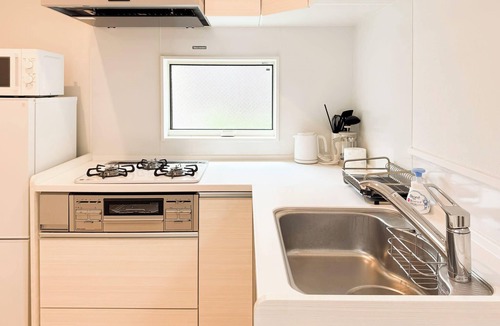 Takadanobaba House | Modern Takadanobaba House near Cherry Blossoms & Stations