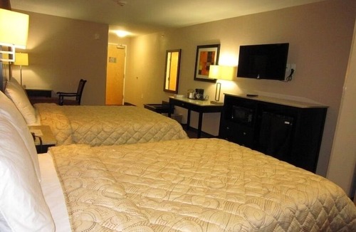 Monmouth Junction Hotel | Modern Convenience, Comfort & Affordability Near Major Highways | 3 Units
