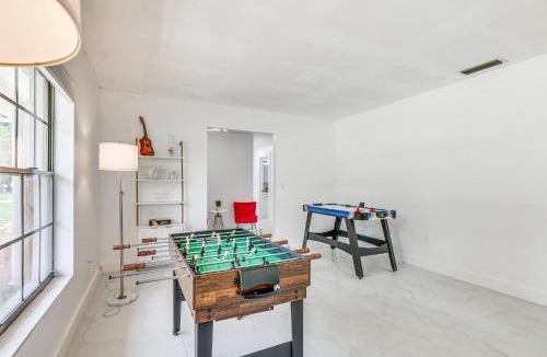 Wimauma House | Modern Wimauma Family Home with Private Pool and Yard!