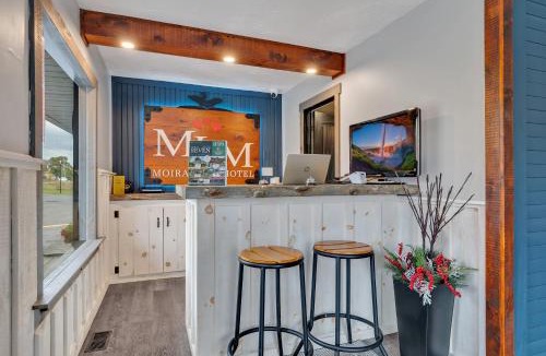 Madoc Hotel | Moira Lake Motel