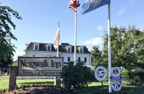 Norwalk Hotel | Monthly Stay - Private 2 Queen Bedroom