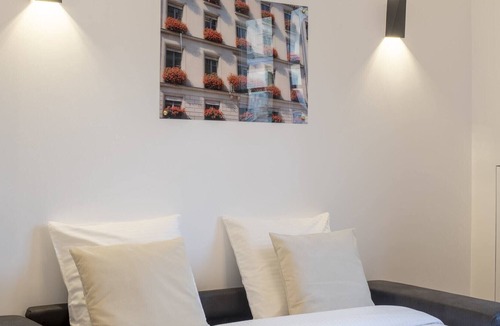 Quartier Sainte-Avoye Apartment | Montmorency IV - Studio Apartment, Sleeps 2