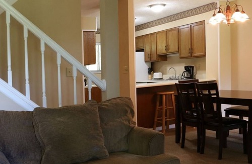 Cheat Lake House | Morgantown Spacious 2BR Townhouse w Mountains View