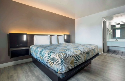 Tucson Hotel | Motel 6 Tucson, AZ - East Williams Center