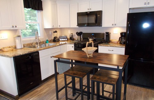 Jones Mills House | Mountain Life! Near wedding venues, Idlewild, 7 Springs, hiking, fishing & MORE!
